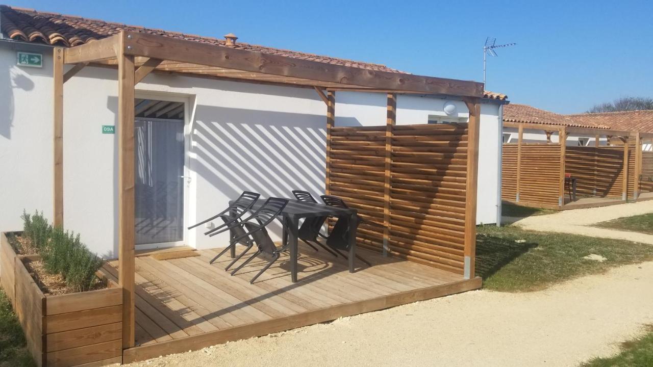Village Club Le Phare Saint-Clement-des-Baleines Exterior photo